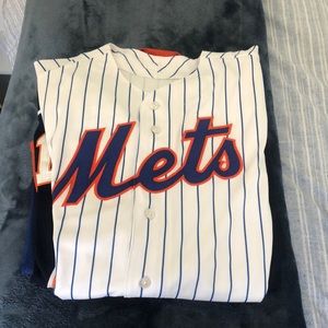 3 Sports Jersey Bundle. GIANTS, Mets, Islanders